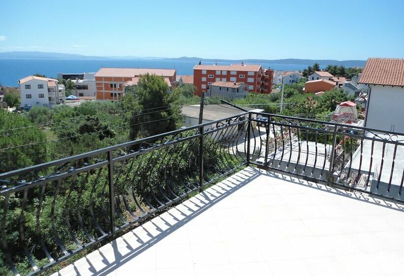 דירת 2 חדרים נוף לים, Apartmani Slavica