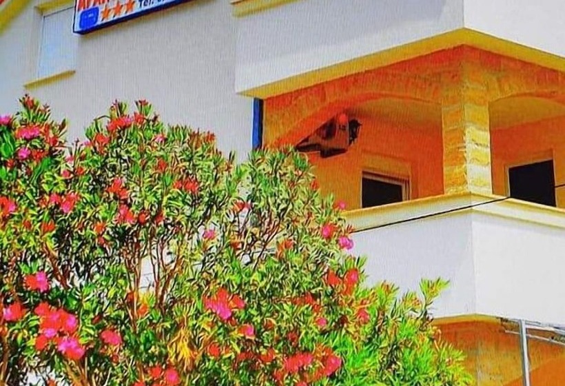 דירה בת חדר שינה 1 צדדית נוף לים, Apartmani Slavica