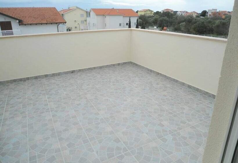 침실 1개 아파트 측면 바다 전망, Apartmani Slavica
