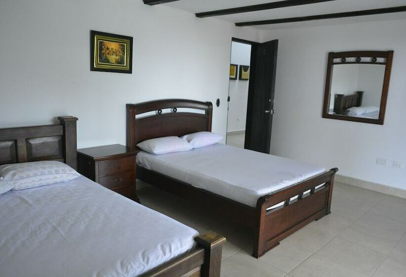 غرفة كلوب, Mansion Del Lago Calima