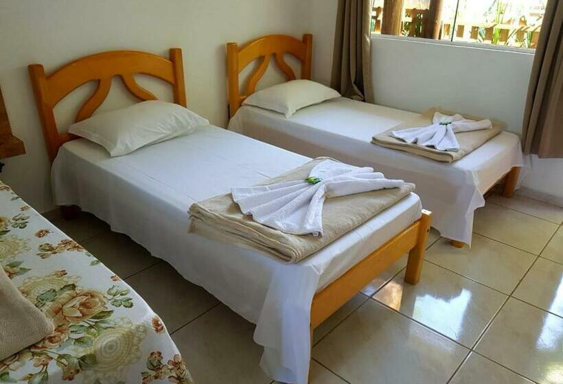 חדר משפחתי, Pousada Alegria Do Cowboy