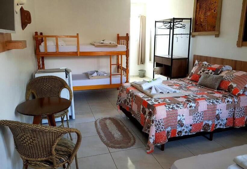 חדר משפחתי דלוקס, Pousada Alegria Do Cowboy