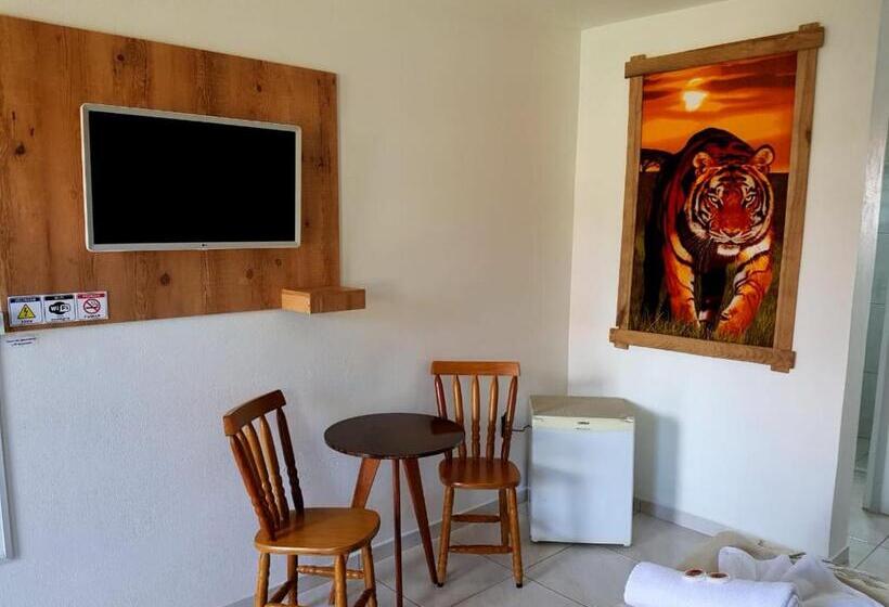 חדר משפחתי, Pousada Alegria Do Cowboy