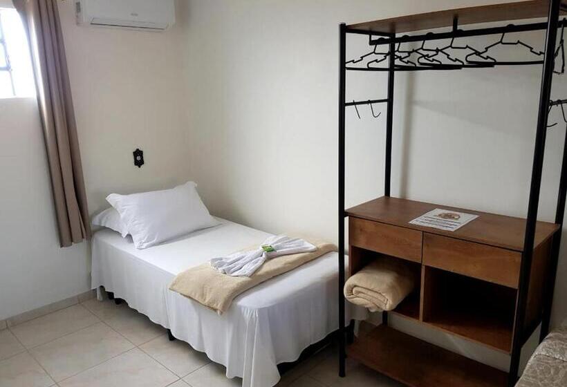 חדר משפחתי דלוקס, Pousada Alegria Do Cowboy