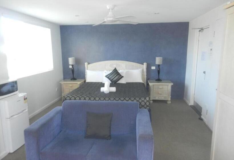 חדר סטנדרט עם מיטת קינג, Oceanside Hawks Nest