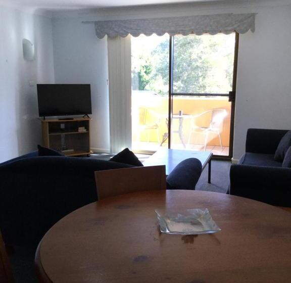 דירת שני חדרים, Oceanside Hawks Nest