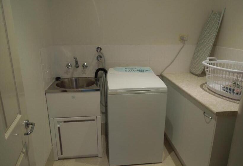 בית, 3 חדרי שינה, Oceanside Hawks Nest