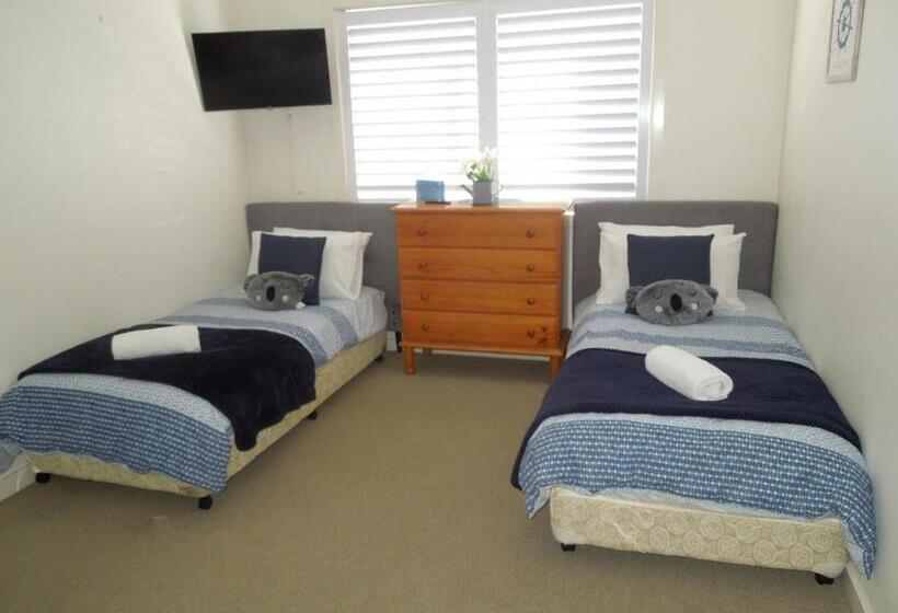 בית, 3 חדרי שינה, Oceanside Hawks Nest