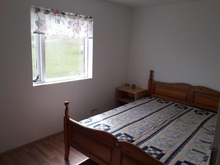 اتاق استاندارد با سرویس بهداشتی مشترک, Sandhaugar Guesthouse