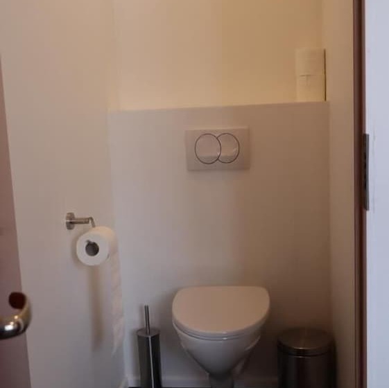 اتاق استاندارد سه تخته با سرویس بهداشتی مشترک, Sandhaugar Guesthouse