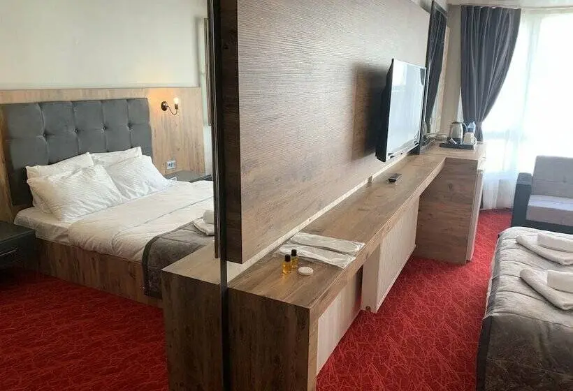 חדר בסיסי, Adanaz Otel