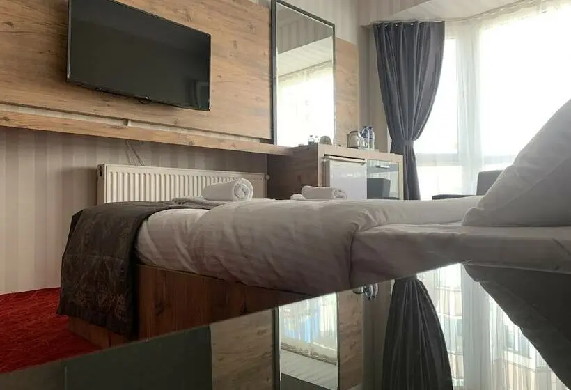 חדר בסיסי, Adanaz Otel