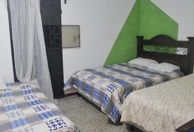 اتاق استاندارد سه نفره, Casa Vista Bella