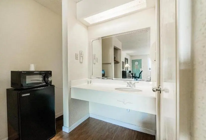 身障者適用スタンダードルーム, Executive Inn Port Lavaca By Oyo