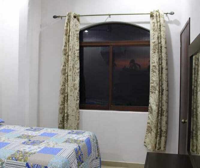 2-Bedroom Classic Apartment, Teresita's Guests Rooms