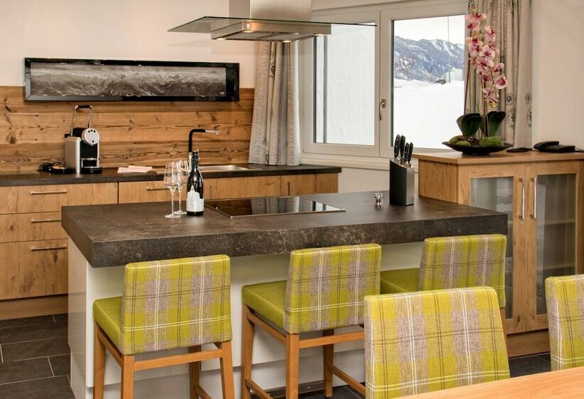 带1个卧室的豪华公寓, Alpinium