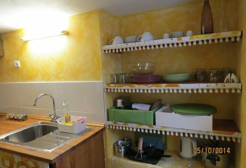 منزل غرفتين نوم, Casas Da Encosta