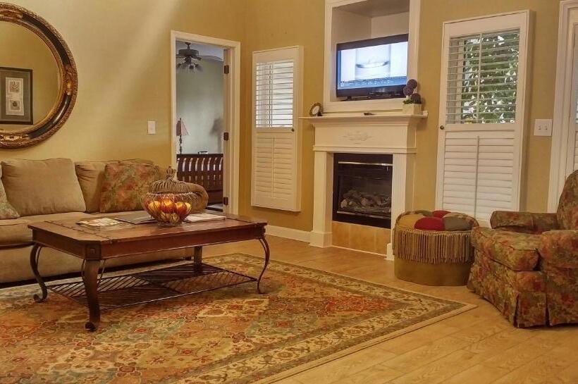 شقة غرفتين, Fairfield Plantation Resort