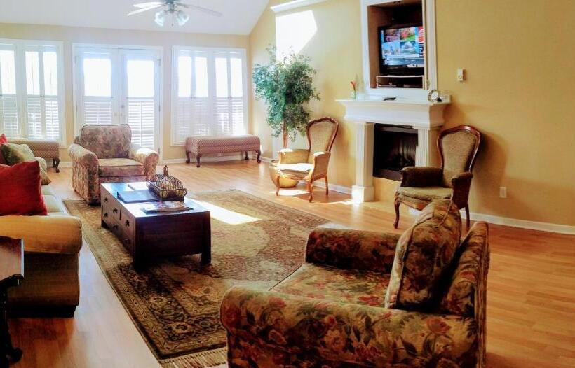 1 Bedroom Apartment Lake View, Fairfield Plantation Resort