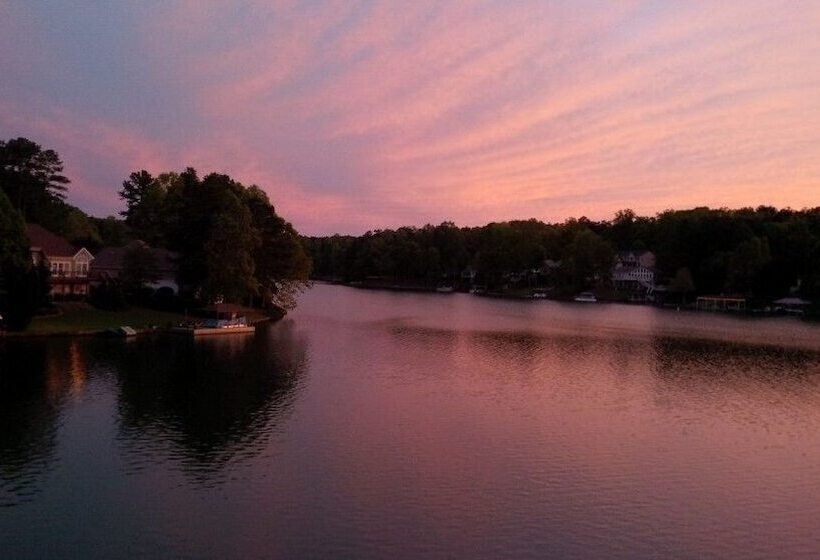 غرفة قياسية, Fairfield Plantation Resort