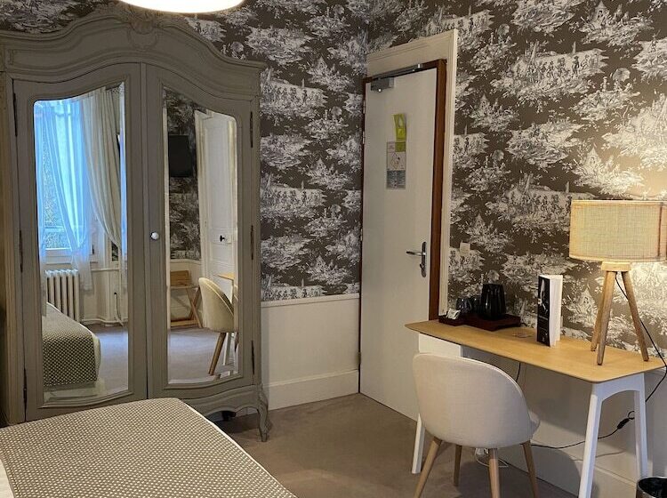 スーペリアールーム, Brit Hotel & Spa Le Roc Au Chien