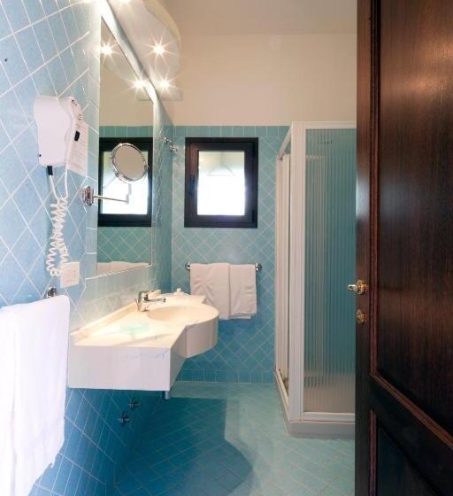 חדר סופריור לשלושה, Centro Vacanze Isuledda