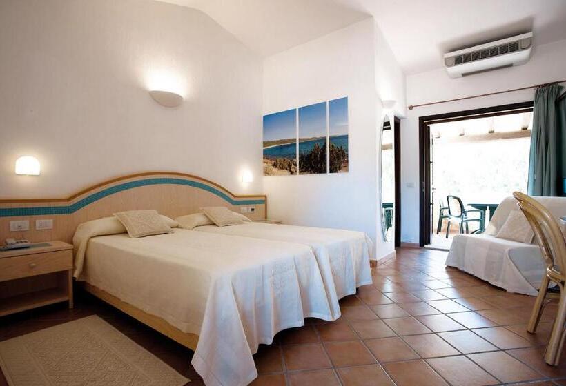 חדר סופריור לשלושה, Centro Vacanze Isuledda