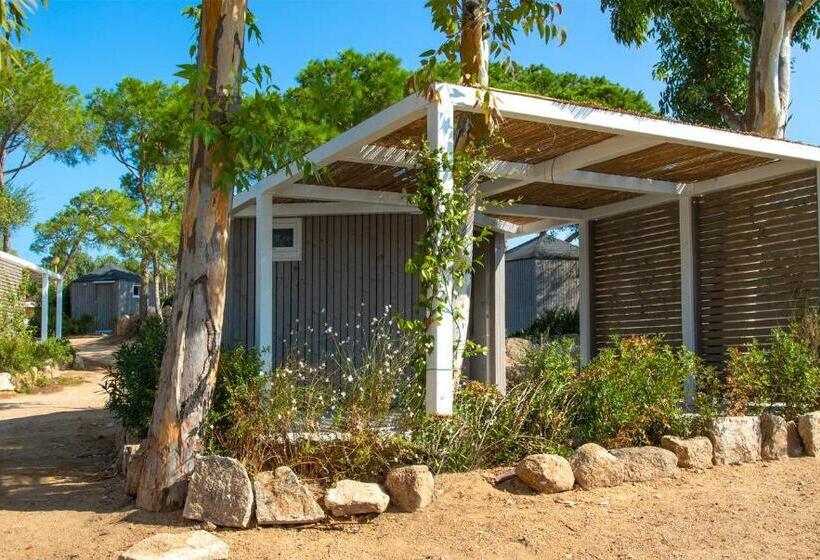 בקתה סופריור, Centro Vacanze Isuledda