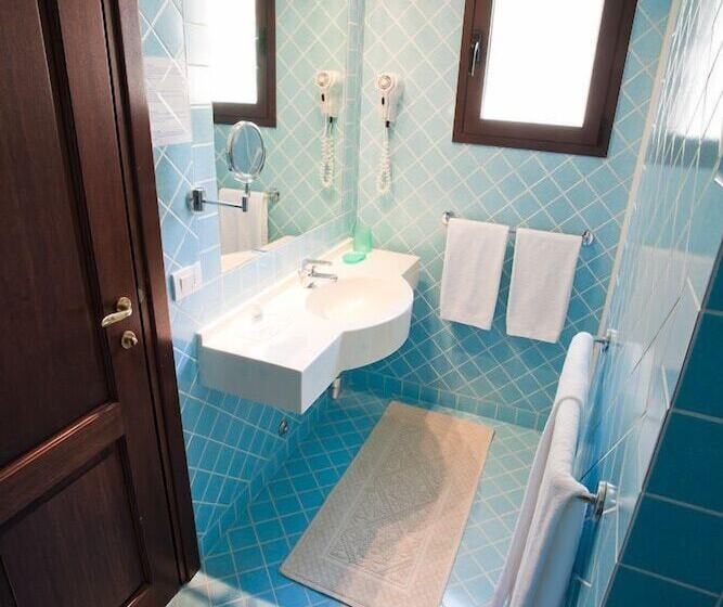 חדר סופריור לשלושה, Centro Vacanze Isuledda