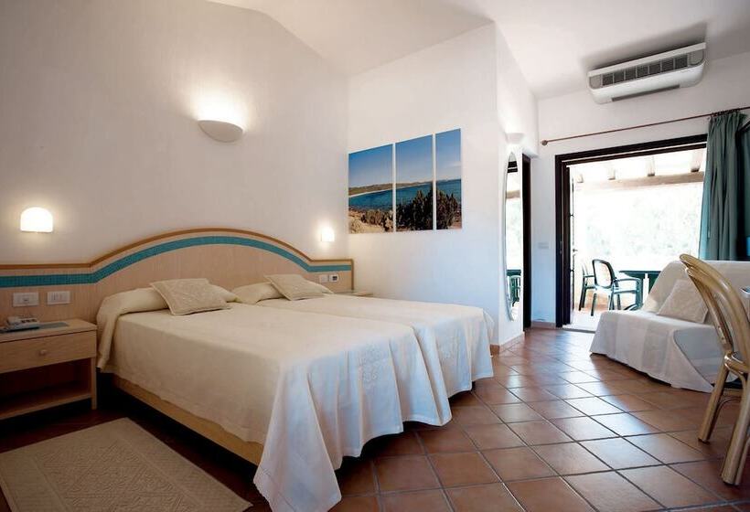 חדר סופריור לשלושה, Centro Vacanze Isuledda