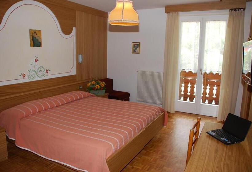 标准三人间, Charme Hotel Nevada