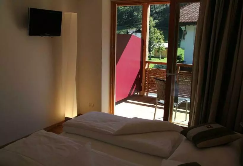 اتاق استاندارد, Garni Hotel Am Burghuegel