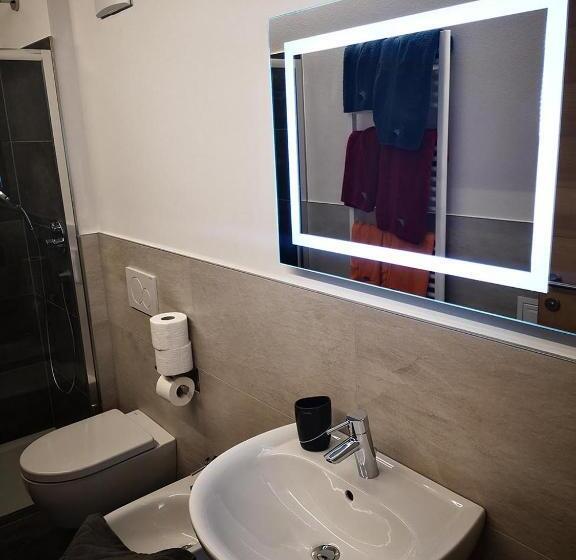 דירה בת חדר שינה 1 עם מרפסת, Garni   Hotel Am Burghuegel