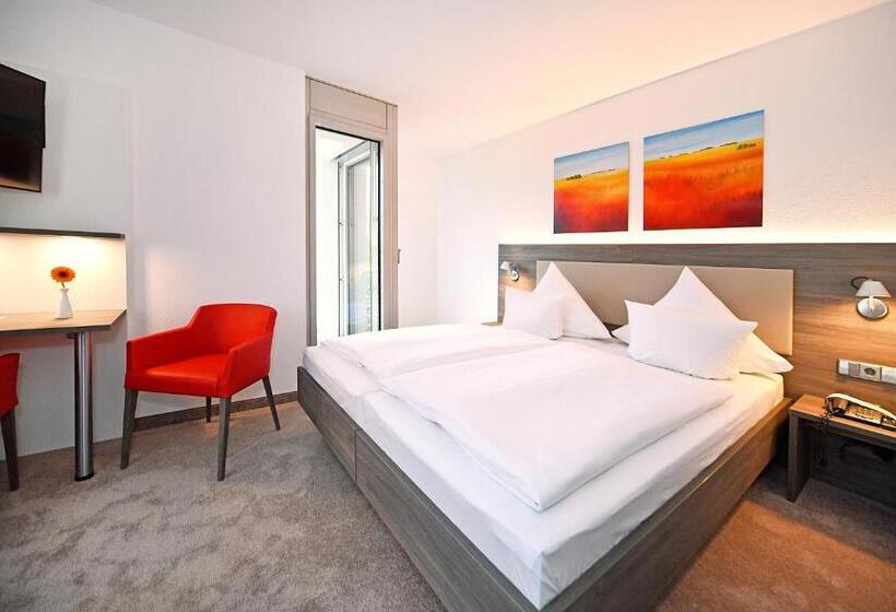 Quarto Estandar, Genohotel Karlsruhe