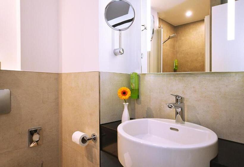 Quarto Estandar, Genohotel Karlsruhe