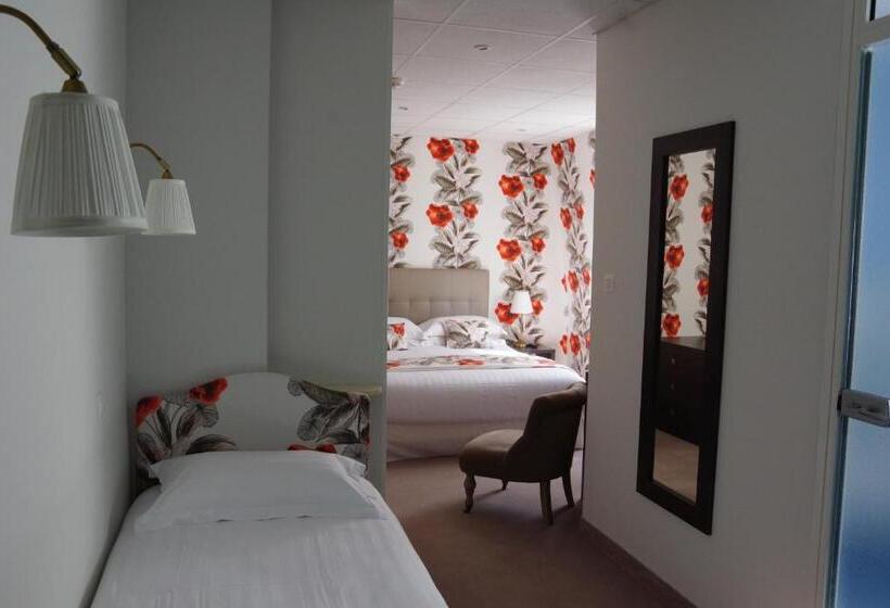 スーペリアトリプルルーム, Brit Hotel & Spa Le Roc Au Chien