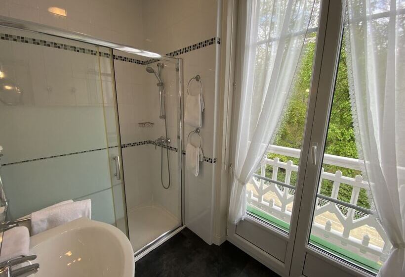 デラックスルーム, Brit Hotel & Spa Le Roc Au Chien