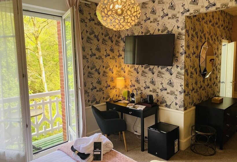 デラックスルーム, Brit Hotel & Spa Le Roc Au Chien