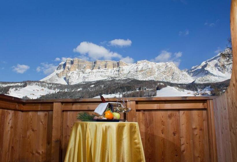 חדר סטנדרט נוף להרים, Diana Dolomites