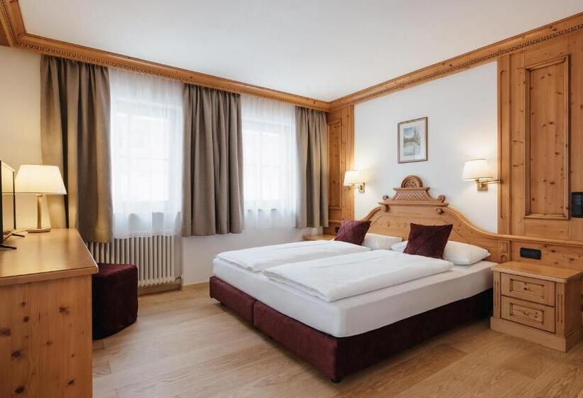 חדר דלוקס, Diana Dolomites