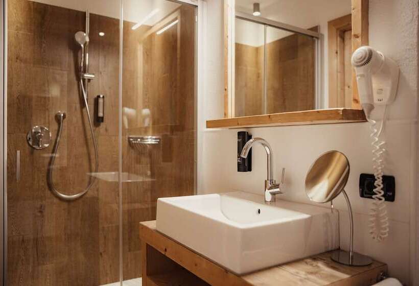 חדר קומפורט, Diana Dolomites