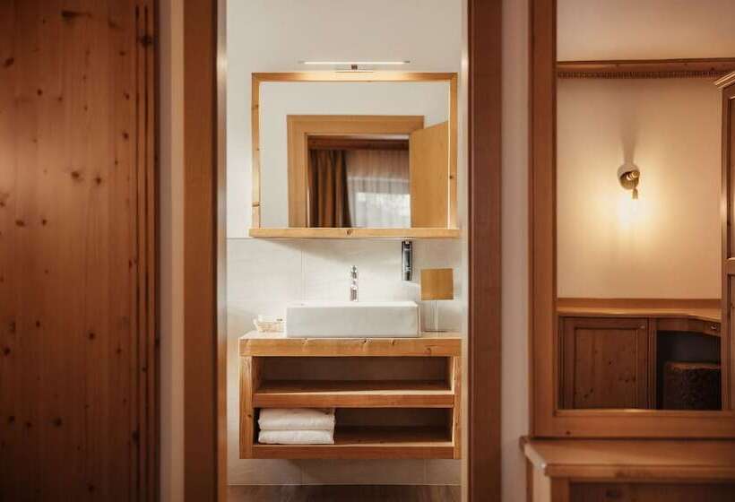 חדר קומפורט, Diana Dolomites