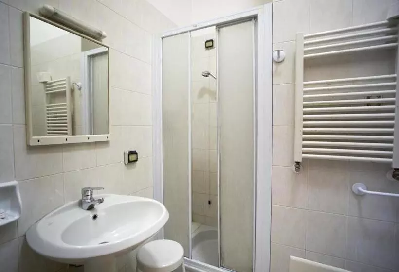 スタンダード４人部屋, Domus San Vincenzo