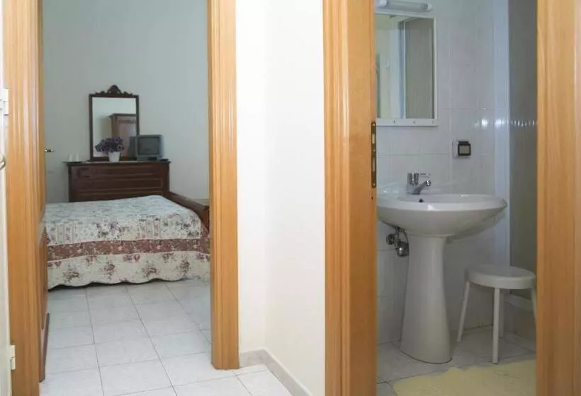 スタンダード４人部屋, Domus San Vincenzo