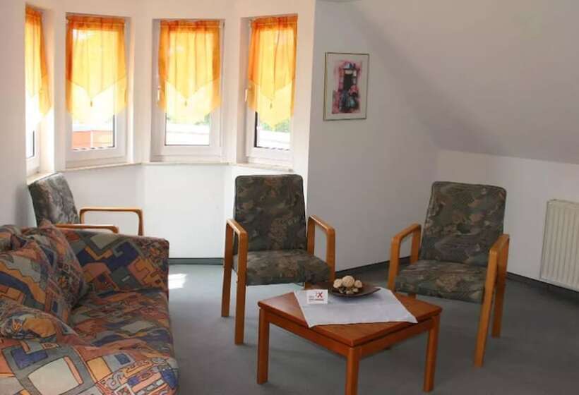 스탠다드 싱글 룸, Garni