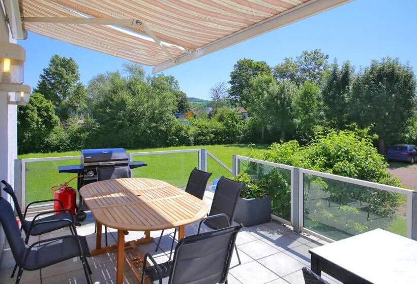 غرفة قياسية, Kick