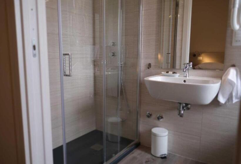 חדר סטנדרט יחיד, Magic