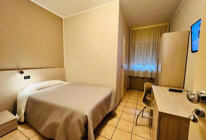 חדר סטנדרט יחיד, Magic