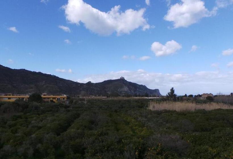 이코노미 룸, Pensione 4 Stagioni