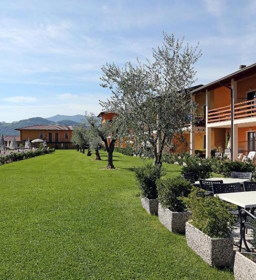Апартаменты 1 Спальня, Residence La Pertica